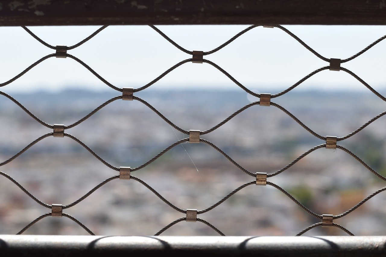 微信新老号买卖：实名认证，助力移动医疗健康服务