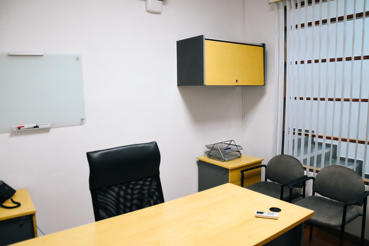 芒果星芒卡实名账号：腾冲工商注册代理电话