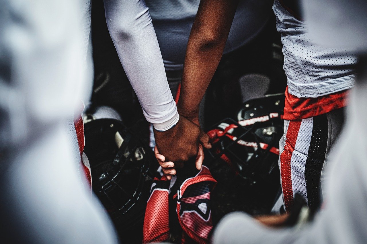 中麦通讯实名账号：ios app 详情下载教程量